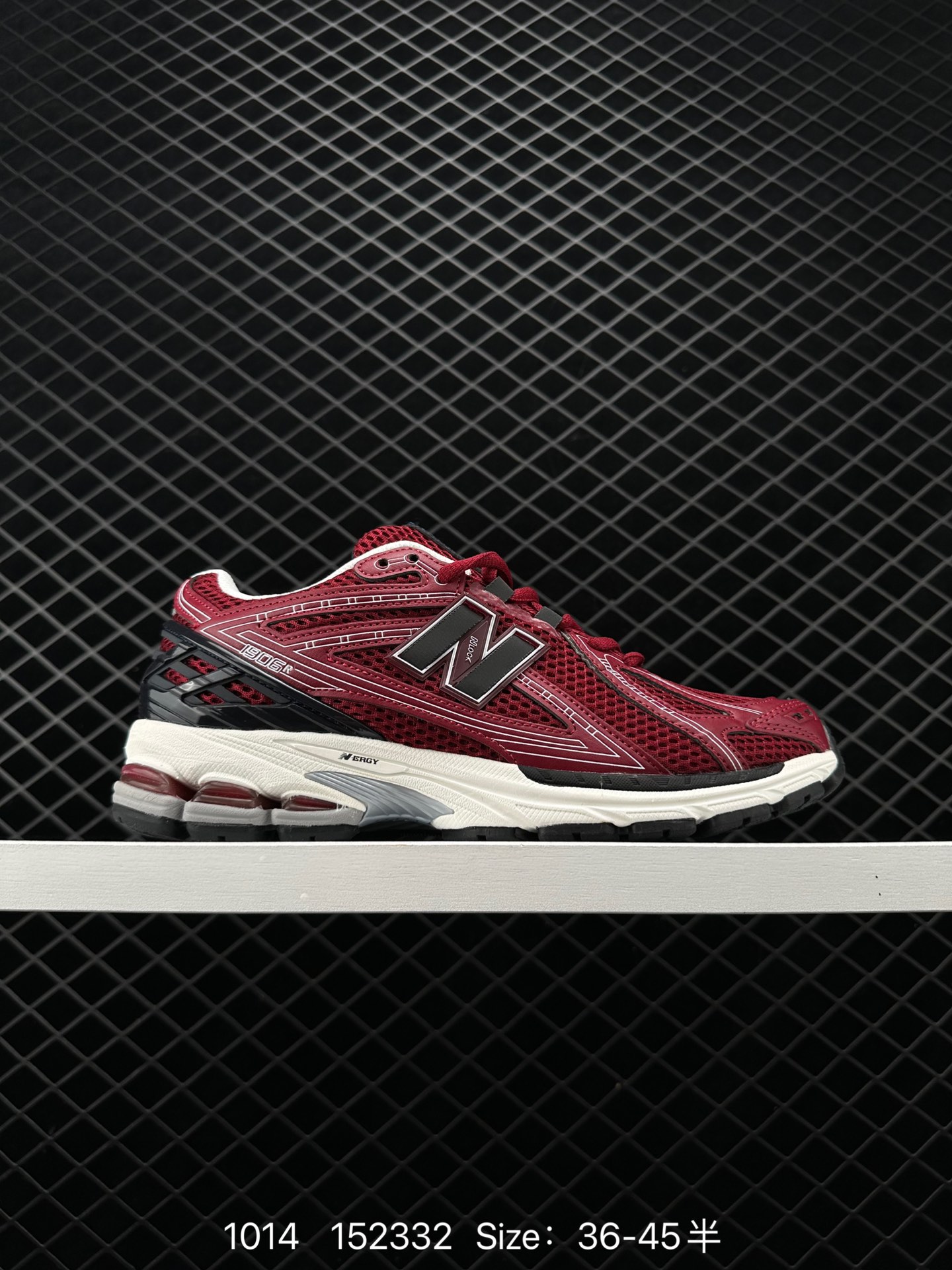 New Balance M1906